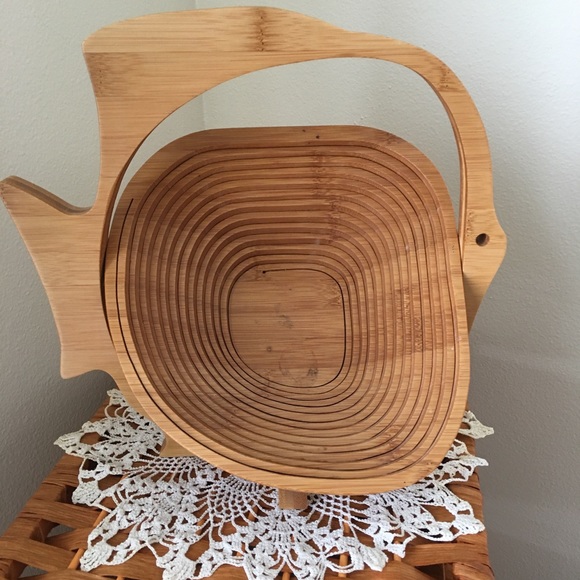 Wooden “Sunfish” Basket/Bowl - Picture 3 of 3